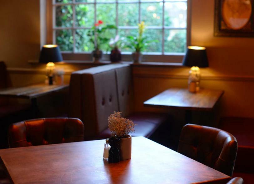 Kings Arms Hotel Brentford Eksteriør billede